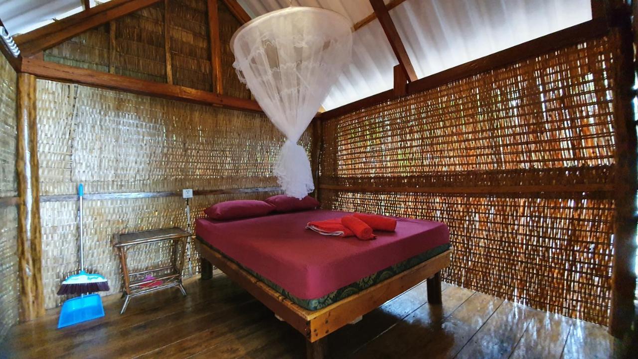 Hotel Huba-Huba Sihanoukville Zimmer foto